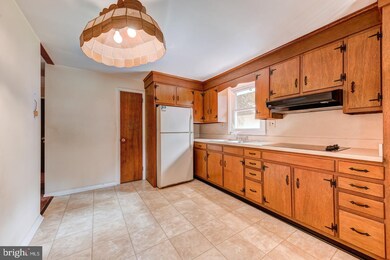 2905 Line Lexington Rd, Hatfield, PA 19440 - photo 6