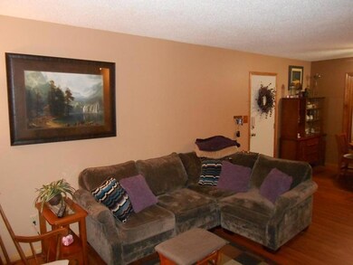 Living Room<|><|>