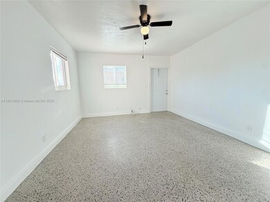 322 NE 6th St unit 3, Hallandale Beach, FL 33009 - photo 2