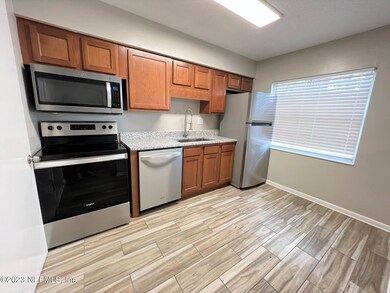 5404 101st St unit 4, Jacksonville, FL 32210 - photo 3