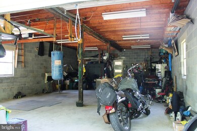 124 Lincoln Ave, Orwigsburg, PA 17961 - photo 5