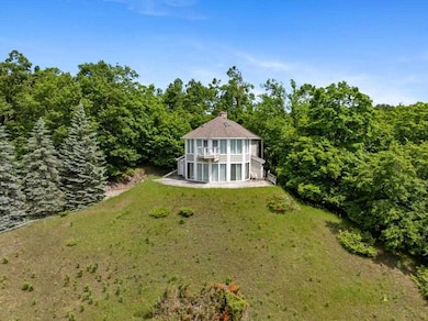 1323 Charlevoix St, Boyne City, MI 49712 - photo 4