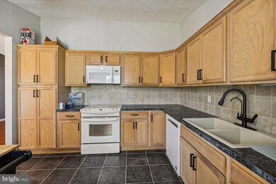 7148 Smooth Path, Columbia, MD 21045 - photo 5