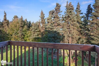 Exterior - Back Deck 20171013-DW-7191-SM