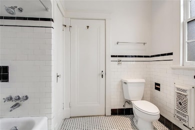 5512 Saint Charles Ave, New Orleans, LA 70115 - photo 3