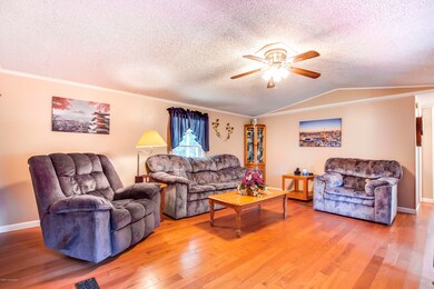 730_DogwoodCircle_40071_203