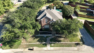Welcome to 1155 Shores Blvd!