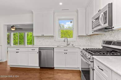 44 Riversville Rd unit Upstairs, Greenwich, CT 06831 - photo 4