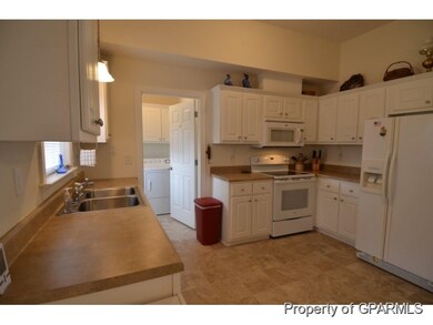 3628 Fescue Dr, Greenville, NC 27834 - photo 4