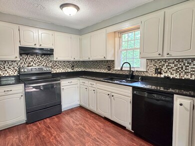 20 Shadow Lawn Dr, Standish, ME 04084 - photo 2