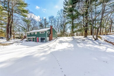 17 Breezy Knoll Rd, Greenville, RI 02828 - photo 3