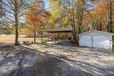 1712 W Highway 150, Lincolnton, NC 28092 - photo 4