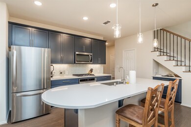 5132 Aedan Oak St, Houston, TX 77018 - photo 5