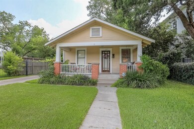 1519 Oxford St, Houston, TX 77008 - photo 2