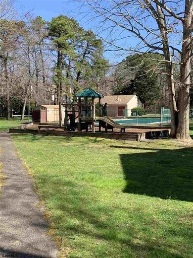 4472 Yorktown Place unit G48, Mays Landing, NJ 08330 - photo 2