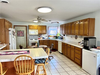 1028 Point Breeze Rd, Kent, NY 14477 - photo 5