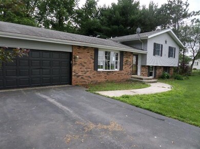 384 E 100 S, Valparaiso, IN 46383 - photo 2