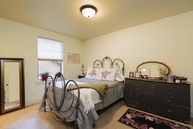 1576 NW Mt Washington Dr, Bend, OR 97701 - photo 7