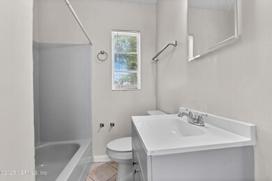 602 Luna Ct-15