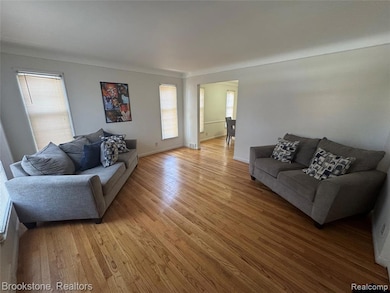 22200 Moross Rd, Grosse Pointe, MI 48236 - photo 3