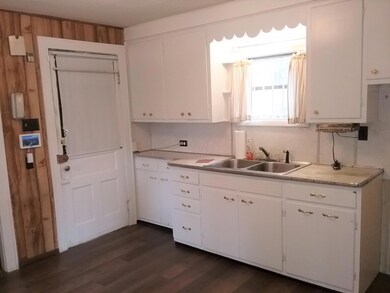 3338 Petzinger Kitchen 10-31-21