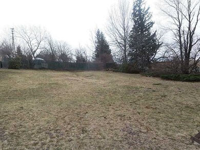Yard/Garden.