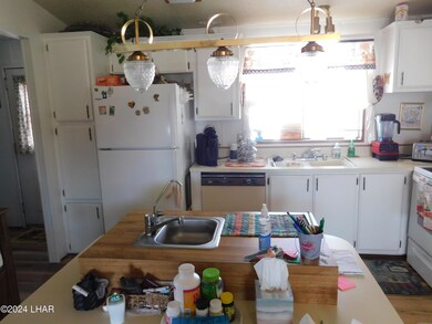 630 W Hagley Loop, Quartzsite, AZ 85346 - photo 5