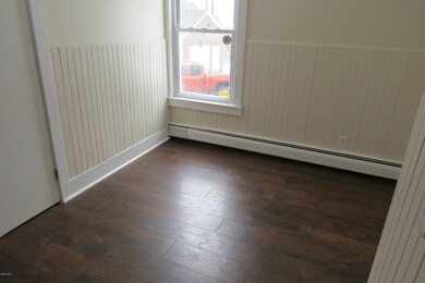 16 Beacon St, North Adams, MA 01247 - photo 5