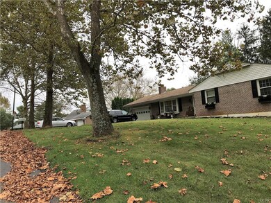 3588 Southwood Dr, Easton, PA 18045 - photo 2