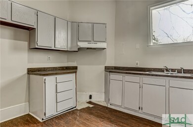 520 E Waldburg St unit A, Savannah, GA 31401 - photo 7