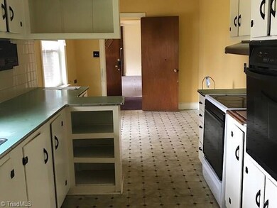 1719 Hattie Ave, Winston Salem, NC 27105 - photo 3