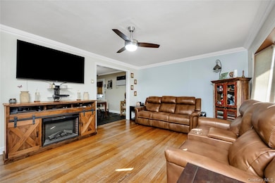 2245 Van Nostrand Ave, Merrick, NY 11566 - photo 5