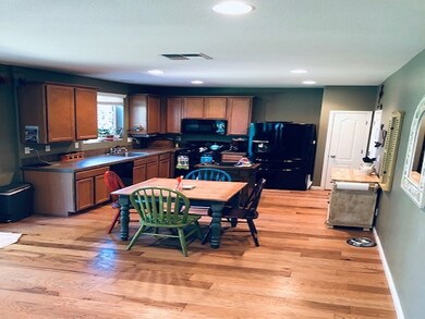 7151 Fox Wood Ln, Sparks, NV 89436 - photo 5