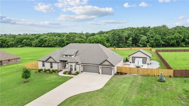 14849 Tikaani Dr, Siloam Springs, AR 72761 - photo 2