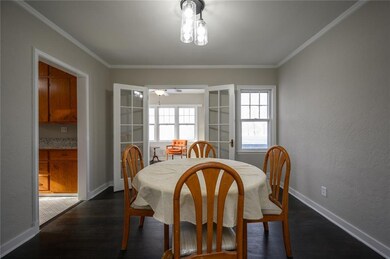 2330 E 29th St, Des Moines, IA 50317 - photo 5