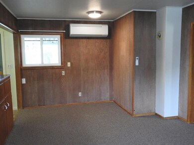 1314 NE 7th St, Grants Pass, OR 97526 - photo 2