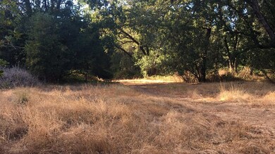 5850 Cedars Rd, Redding, CA 96001 - photo 2