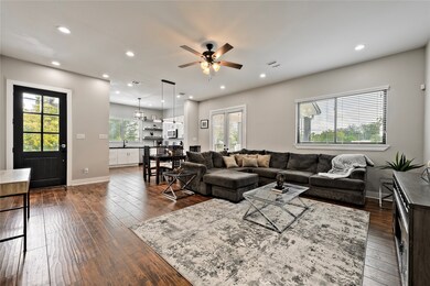 3034 Wayne St unit A, Houston, TX 77026 - photo 4