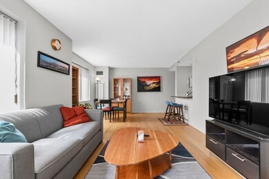 Regatta Riverview Residences unit 922, Cambridge, MA 02141 - photo 5