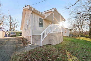 1839 Hoods Creek, Ashland, KY 41101 - photo 2