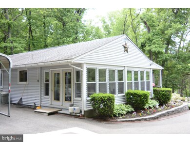 945 Powder Mill Hollow Rd, Boyertown, PA 19512 - photo 5