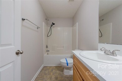 5701 Lewis Rd, Gastonia, NC 28052 - photo 4