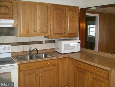 105 Dihedral Dr, Middle River, MD 21220 - photo 6