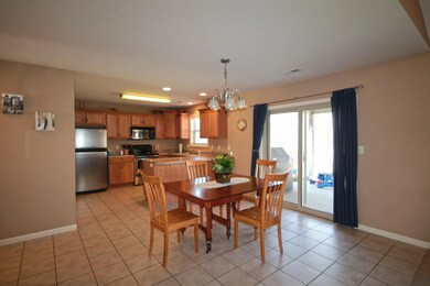 Eat in kitchen