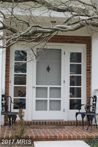 611 Brightwood Club Dr, Lutherville Timonium, MD 21093 - photo 4