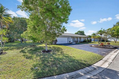 8579 NW 27th Dr, Coral Springs, FL 33065 - photo 3