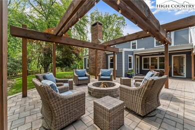 182 Canterbury Ln, Boone, NC 28607 - photo 2