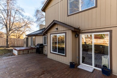 2745 SW Reindeer Ct, Redmond, OR 97756 - photo 4