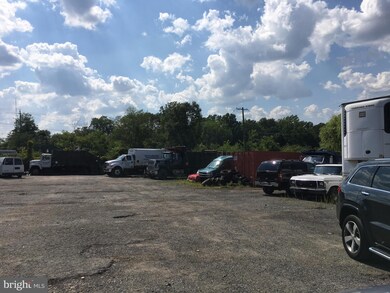 5910 Walker Mill Rd, Capitol Heights, MD 20743 - photo 4