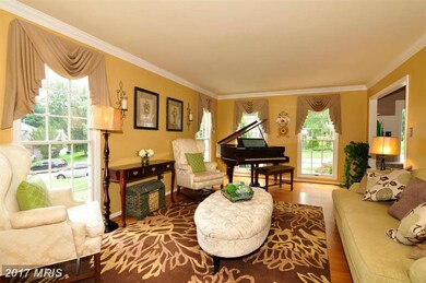 15247 Surrey House Way, Centreville, VA 20120 - photo 3